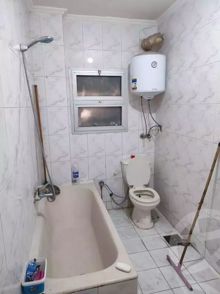 https://aqarmap.com.eg/en/listing/6098952-for-sale-alexandria-zezenia-ibrahim-el-attar-st