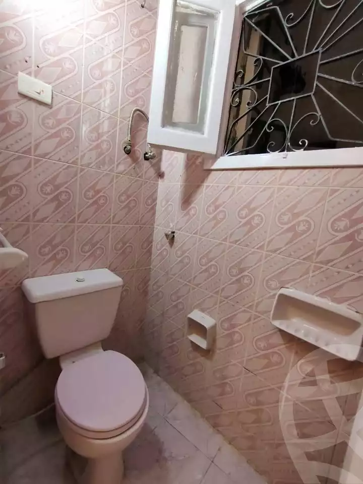 https://aqarmap.com.eg/en/listing/6099330-for-sale-alexandria-l-jmy-shataa-el-nakheel-no-8-st