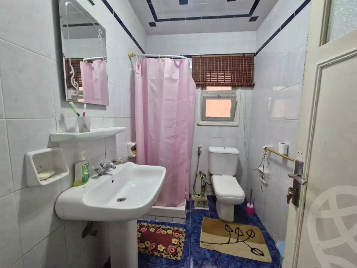 https://aqarmap.com.eg/ar/listing/6099393-for-sale-alexandria-lm-mwr-lm-mwr-lshty-kornesh-el-maamoura-st