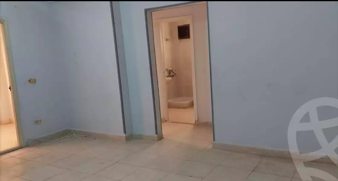 https://aqarmap.com.eg/ar/listing/6100658-for-rent-cairo-mokattam-compounds-kmbwnd-jwldn-jyts