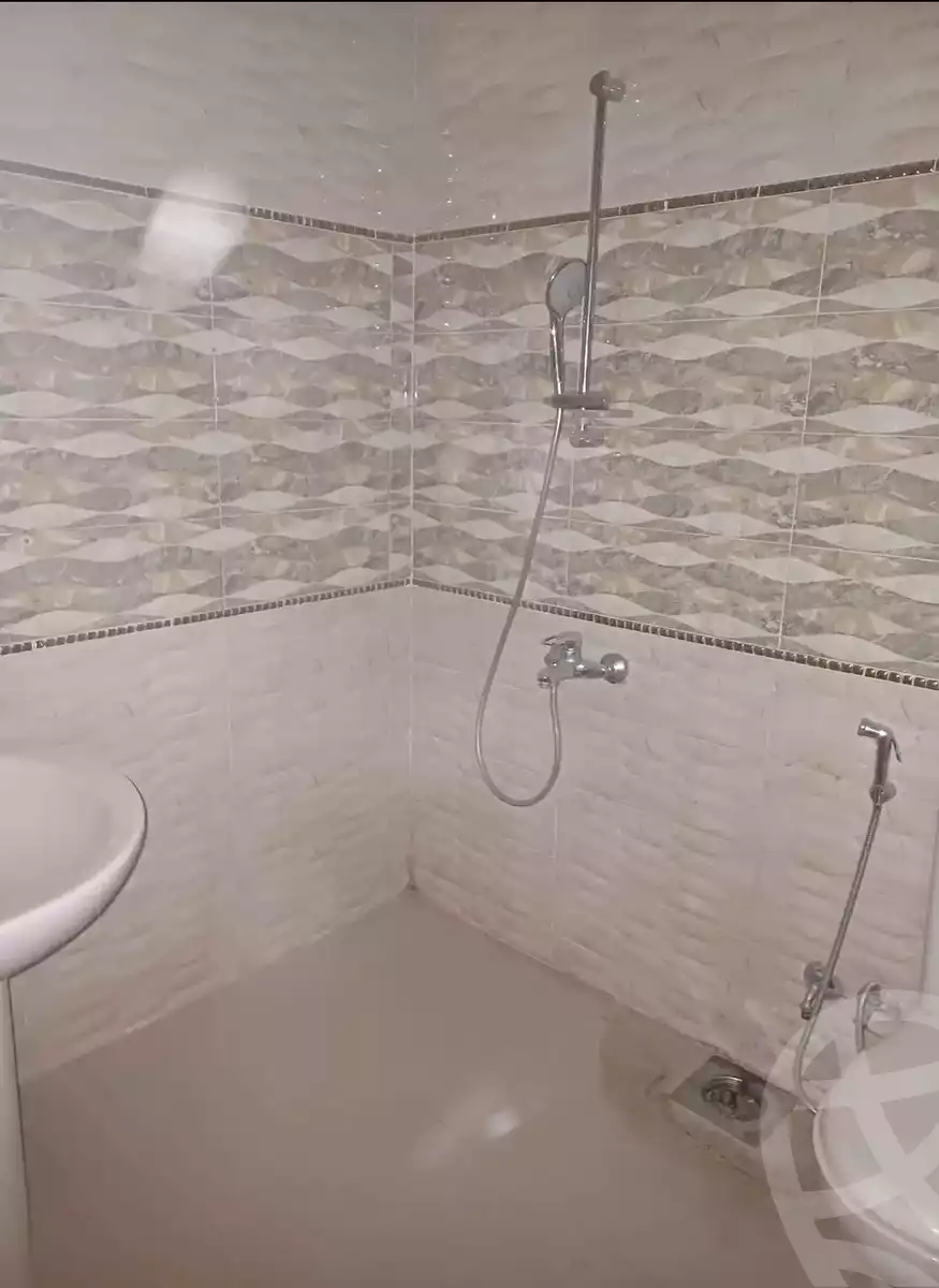 https://aqarmap.com.eg/en/listing/6100704-for-rent-cairo-mokattam