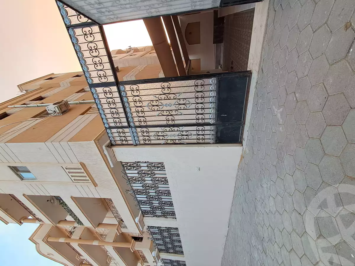 https://aqarmap.com.eg/en/listing/6100717-for-sale-cairo-el-shorouk-lmntq-lts-neighbourhood-1