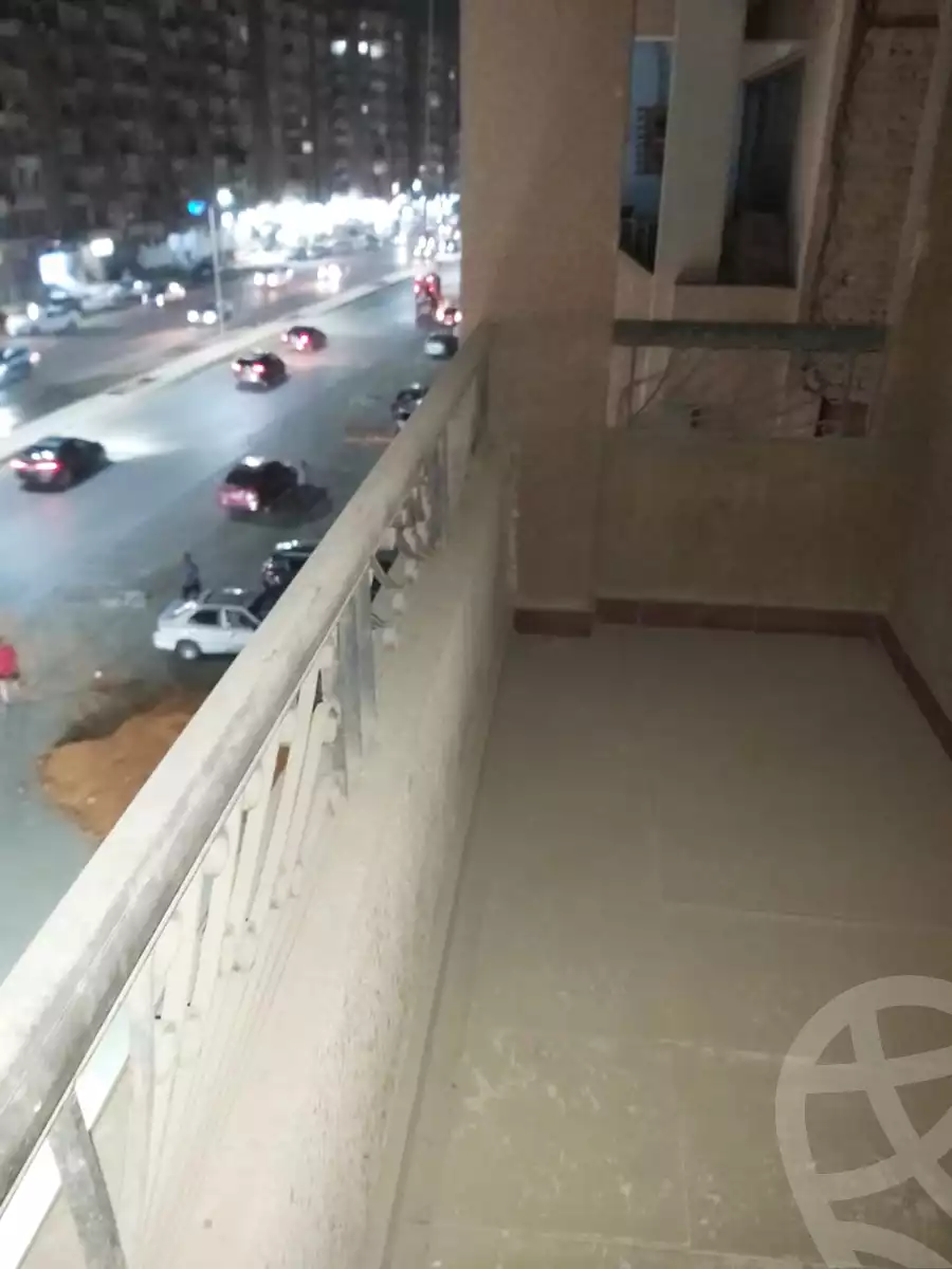 https://aqarmap.com.eg/ar/listing/6101138-for-rent-cairo-mokattam-lhdb-l-ly-shareaa-9