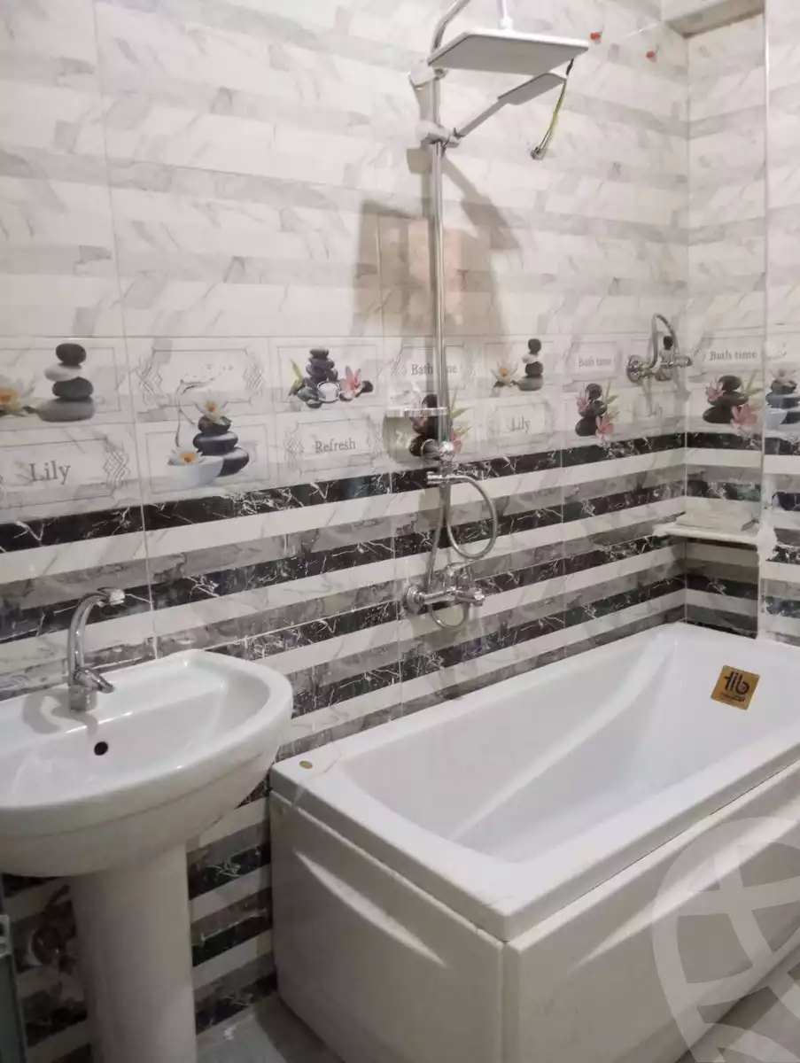 https://aqarmap.com.eg/ar/listing/6102732-for-sale-gharbia-tanta-tanta-city-el-salam-rd