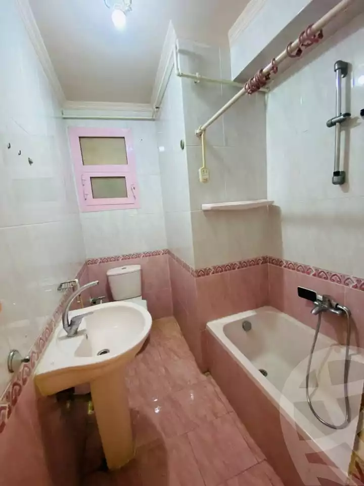 https://aqarmap.com.eg/en/listing/6103873-for-sale-alexandria-el-asafra-shr-mlk-hfny