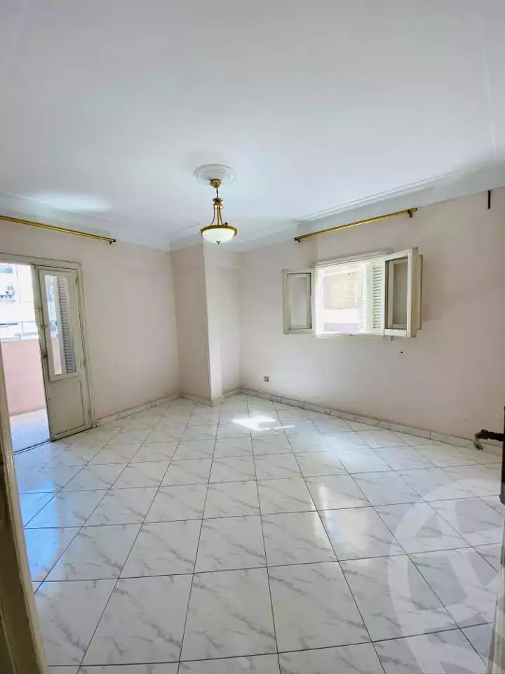https://aqarmap.com.eg/en/listing/6103873-for-sale-alexandria-el-asafra-shr-mlk-hfny