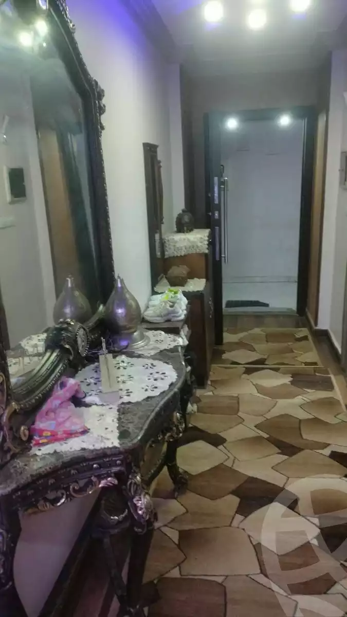 https://aqarmap.com.eg/en/listing/6103892-for-sale-cairo-helwan-helwan-el-sharkeya-ryad-pasha-st