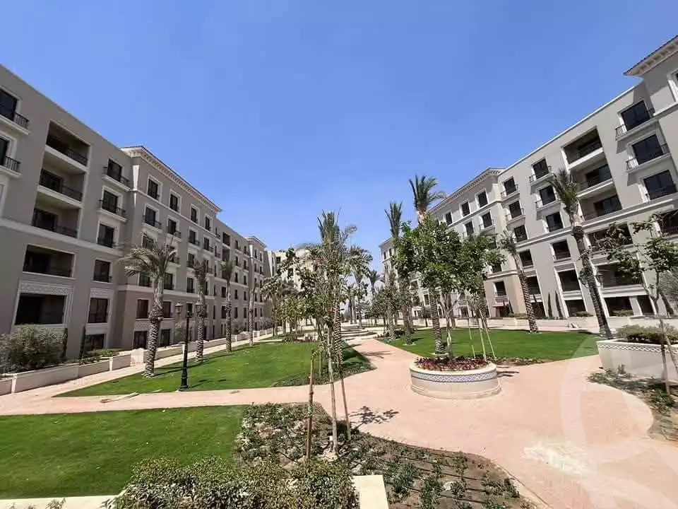 https://aqarmap.com.eg/en/listing/6104812-for-sale-cairo-el-sheikh-zayed-city-compounds-kmbwnd-fyldj-wyst-dr-llttwyr