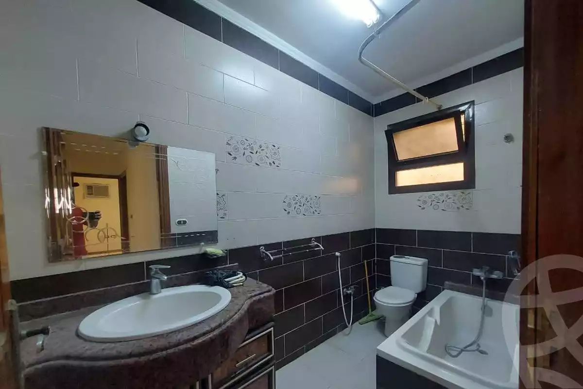 https://aqarmap.com.eg/ar/listing/6105000-for-sale-cairo-mokattam-lhdb-l-ly-el-ashgar-st