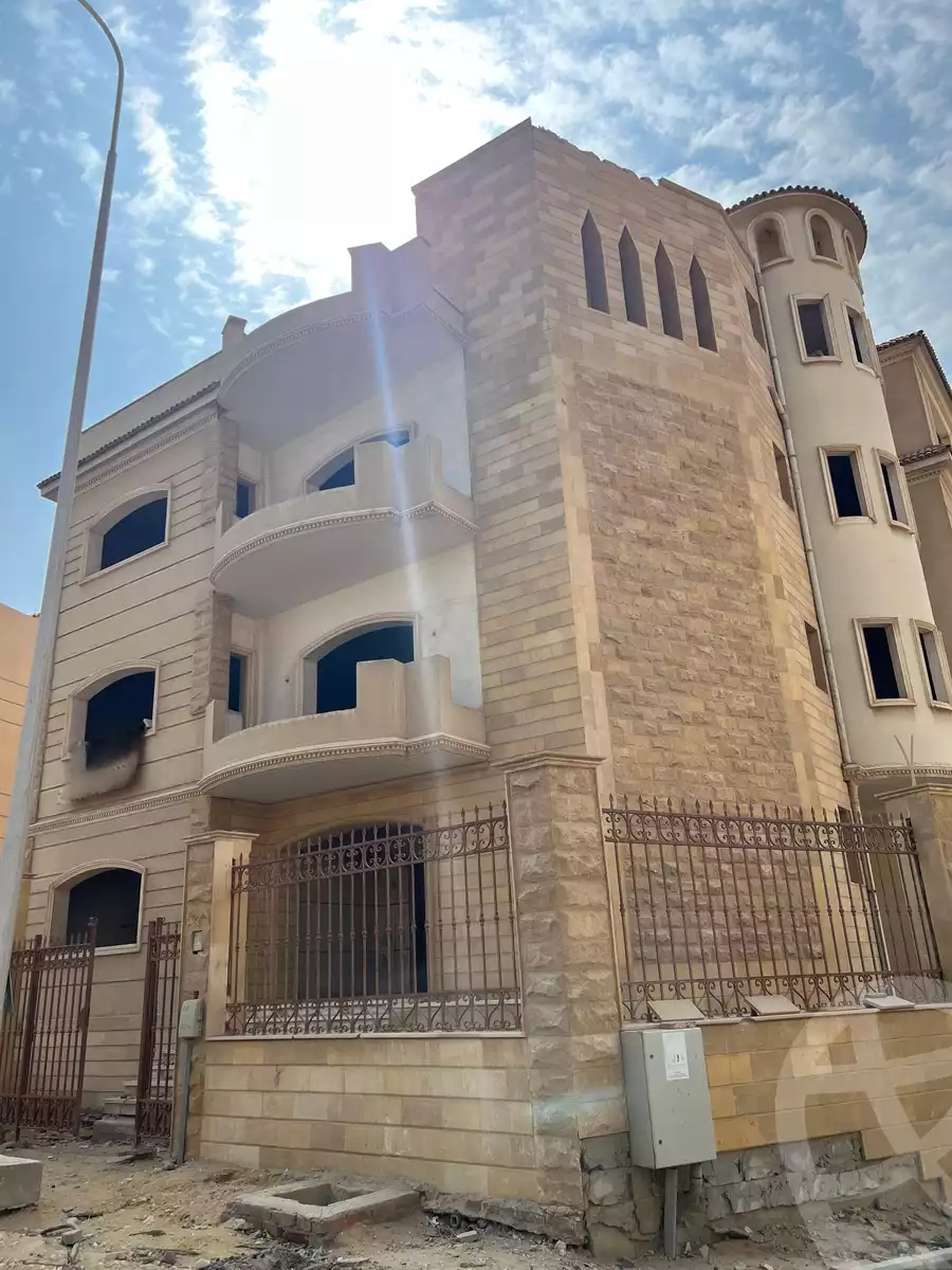 https://aqarmap.com.eg/en/listing/6105203-for-sale-cairo-6th-of-october-garb-someed-neighborhood-9th