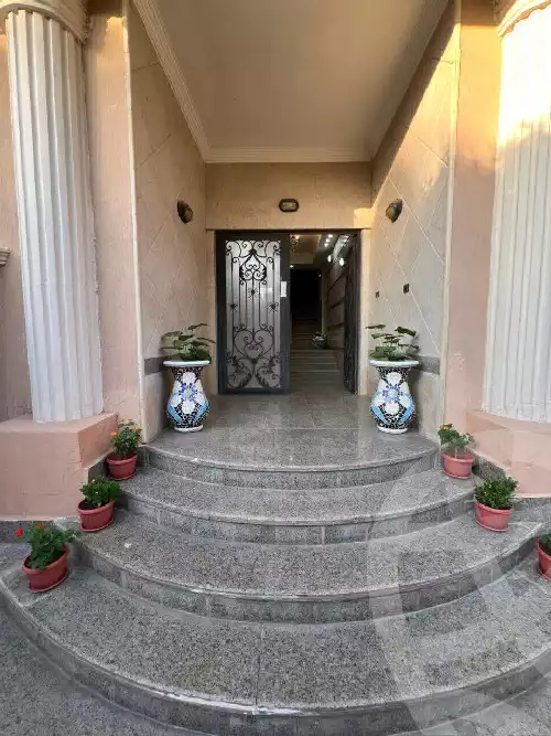 https://aqarmap.com.eg/en/listing/6105818-for-sale-cairo-el-shorouk-tryq-lshbb