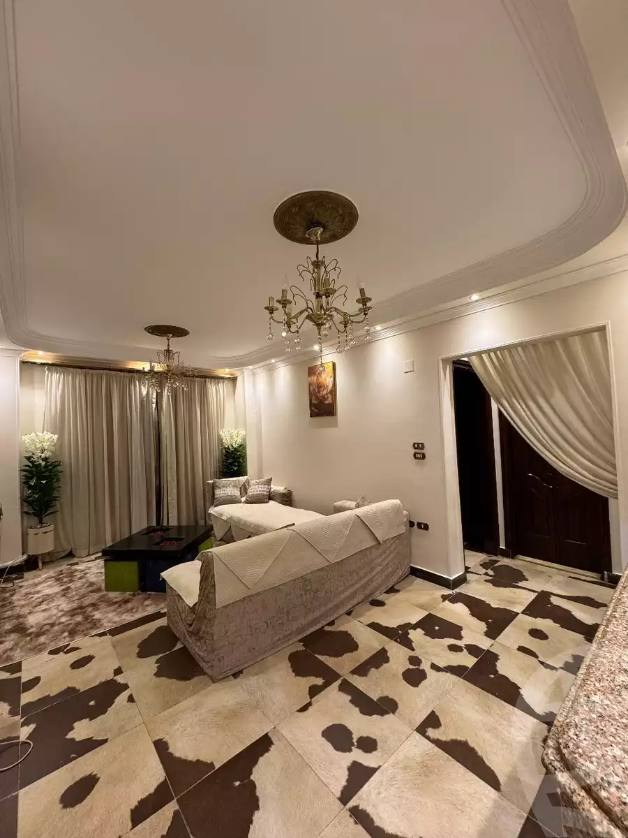 https://aqarmap.com.eg/ar/listing/6106009-for-rent-cairo-new-cairo-compounds-el-ashrafia