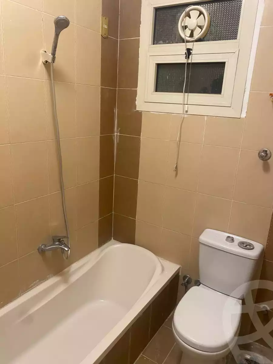 https://aqarmap.com.eg/ar/listing/6106095-for-rent-cairo-new-cairo-el-narges-el-narges-omarat-youssef-el-gendy-st