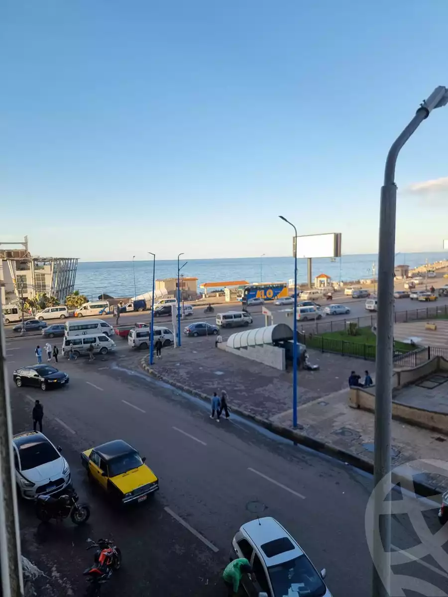 https://aqarmap.com.eg/en/listing/6106468-for-rent-alexandria-el-chatby
