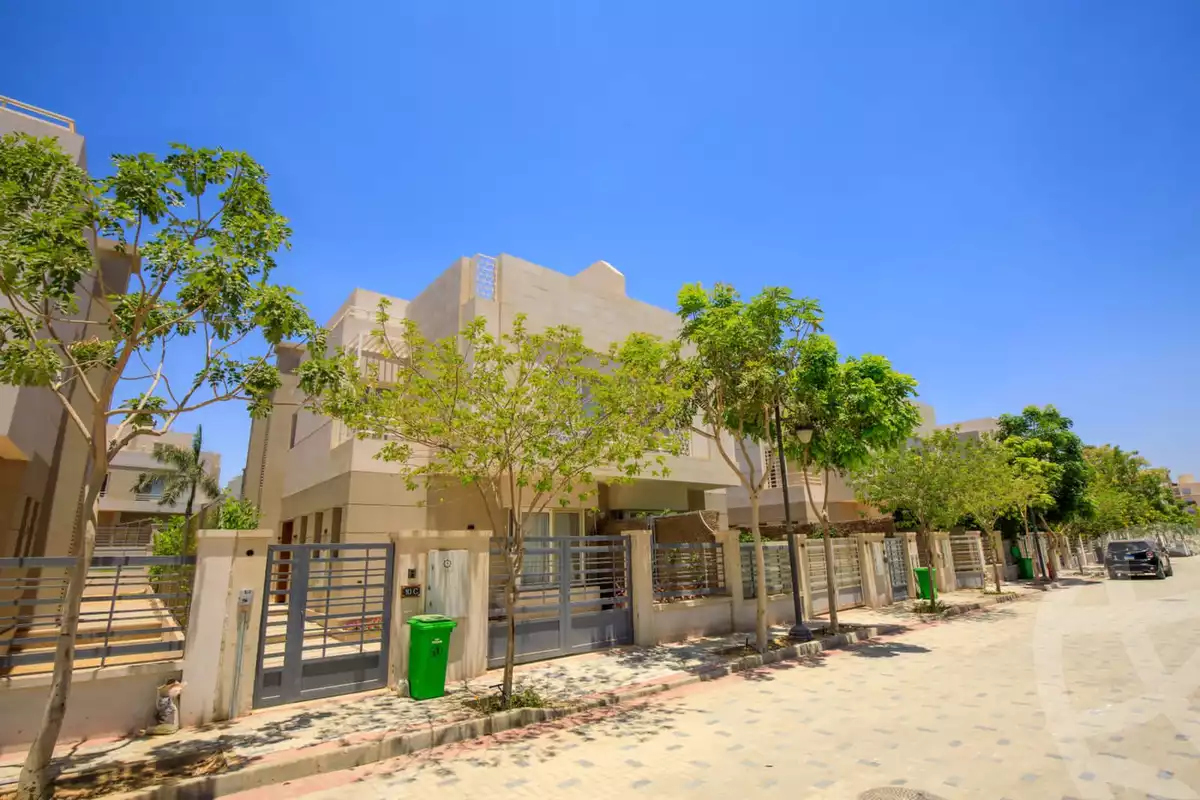 https://aqarmap.com.eg/en/listing/6107087-for-sale-cairo-el-sheikh-zayed-city-compounds-atrio