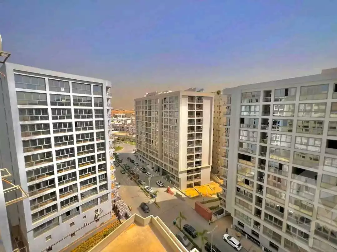 https://aqarmap.com.eg/ar/listing/6107477-for-sale-cairo-el-maadi-compounds-kmbwnd-wn-qtmyh-m-mr-lmrshdy
