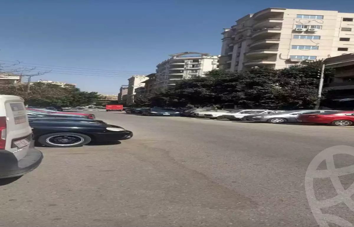 https://aqarmap.com.eg/en/listing/6107769-for-sale-cairo-heliopolis-ard-el-golf-el-nozha-st