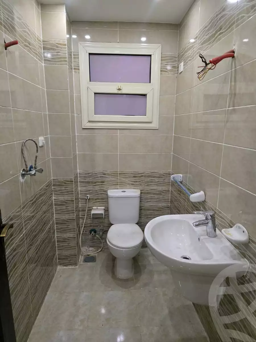 https://aqarmap.com.eg/en/listing/6107863-for-sale-cairo-el-sheikh-zayed-city-compounds-dr-msr