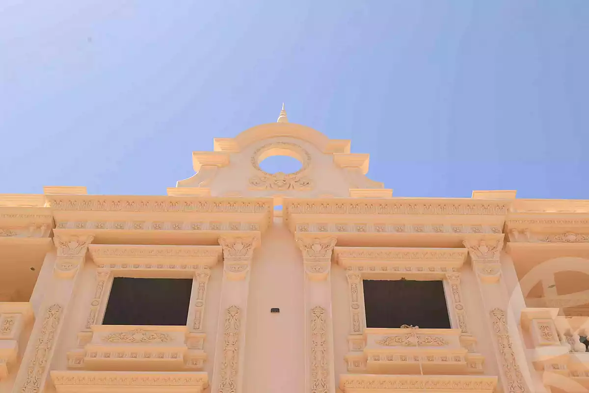 https://aqarmap.com.eg/ar/listing/6107876-for-sale-cairo-el-sheikh-zayed-city-lshykh-zyd-ljdyd-ridge-compound-al-oula