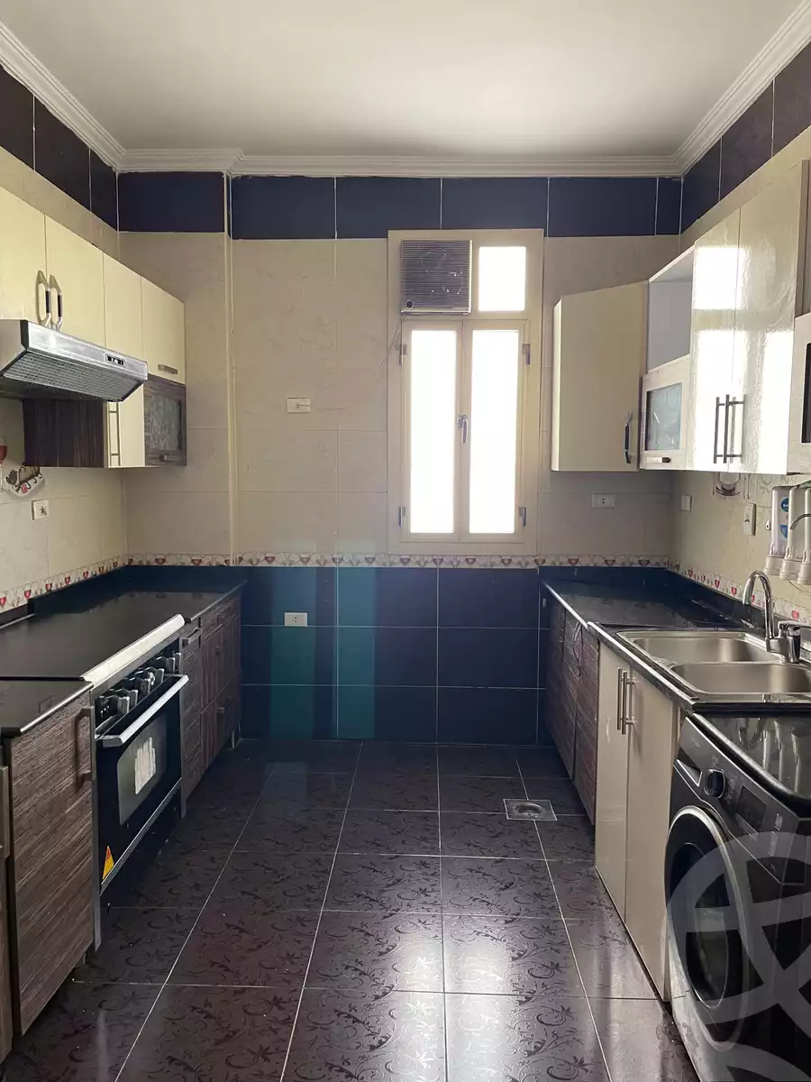 https://aqarmap.com.eg/en/listing/6107930-for-rent-cairo-new-cairo-90th-street-south-teseen-st