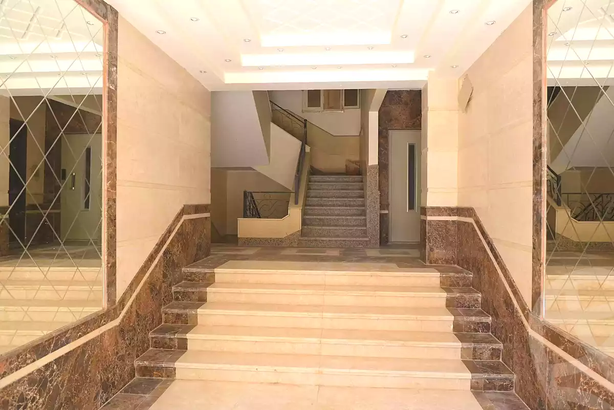 https://aqarmap.com.eg/en/listing/6108034-for-sale-cairo-el-sheikh-zayed-city-lshykh-zyd-ljdyd-ridge-compound-al-oula