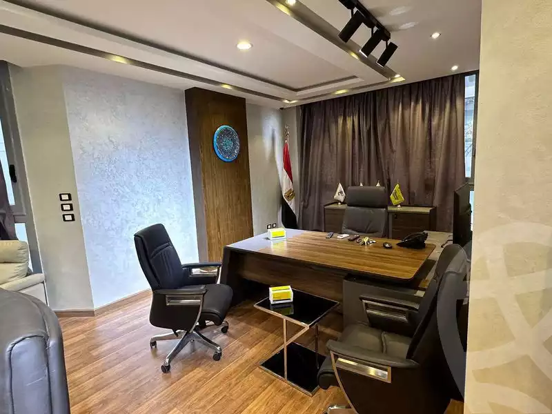 https://aqarmap.com.eg/ar/listing/6108079-for-sale-cairo-el-maadi-compounds-kmbwnd-wn-qtmyh-m-mr-lmrshdy