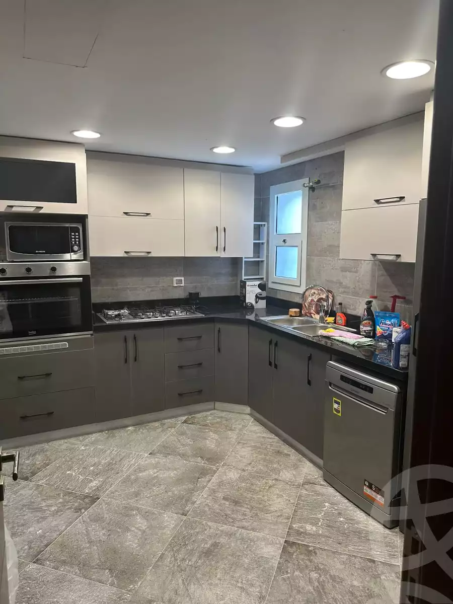 https://aqarmap.com.eg/ar/listing/6108219-for-sale-cairo-el-sheikh-zayed-city-compounds-etapa