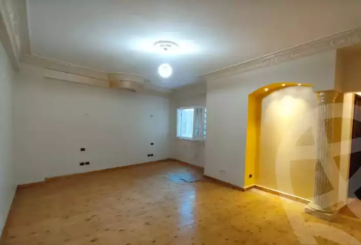 https://aqarmap.com.eg/ar/listing/6108562-for-sale-alexandria-lauran-mohammed-al-eqbal-st