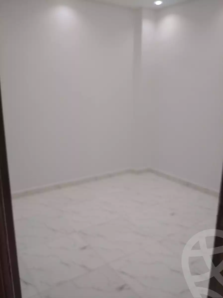 https://aqarmap.com.eg/en/listing/6108802-for-sale-qalyubia-el-khsos-izbat-el-nakhl