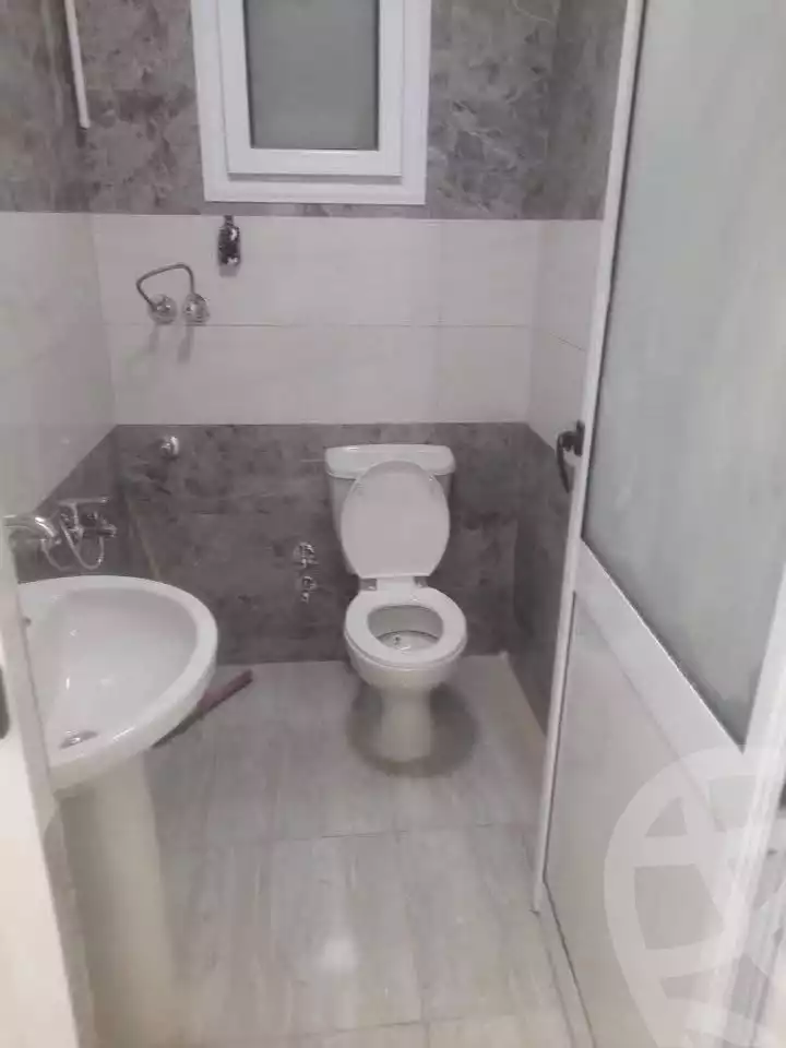 https://aqarmap.com.eg/ar/listing/6109928-for-sale-alexandria-bakoos-muslim-ibn-el-waleed-st