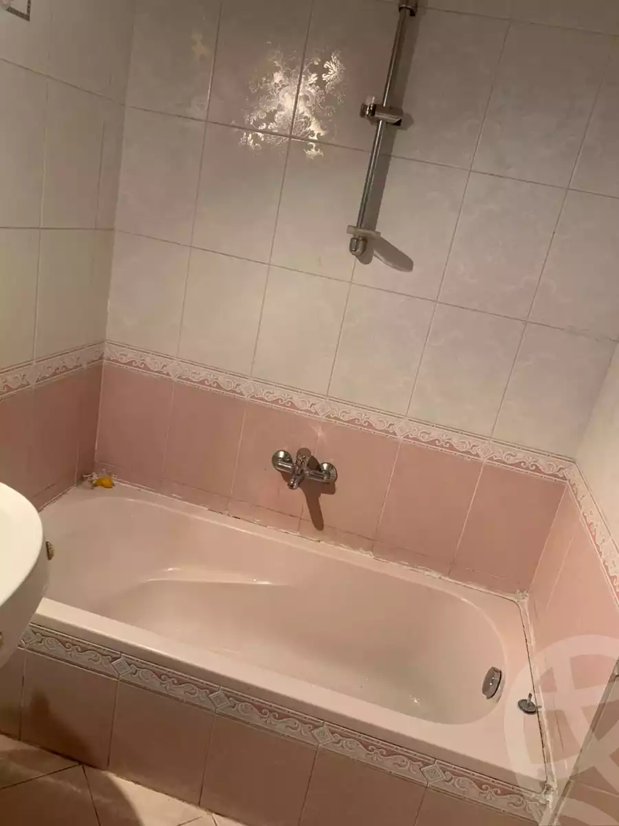 https://aqarmap.com.eg/en/listing/6112246-for-sale-cairo-ain-shams-mnshy-lthryr