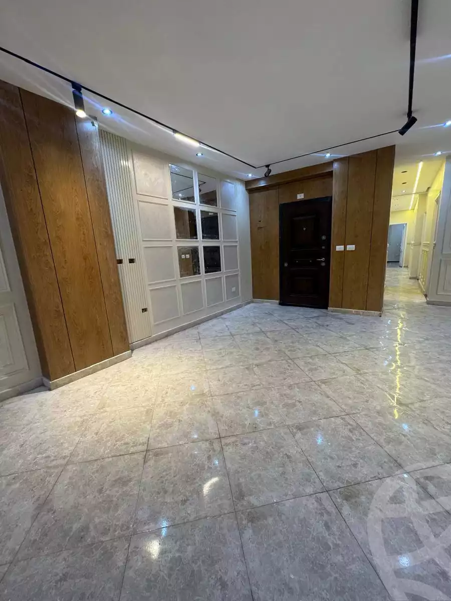 https://aqarmap.com.eg/en/listing/6112326-for-sale-cairo-mokattam-el-hadabah-el-wosta-7th-zone