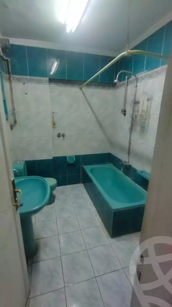 https://aqarmap.com.eg/en/listing/6112716-for-rent-cairo-helwan-helwan-el-sharkeya-abd-el-rahman-pasha-st