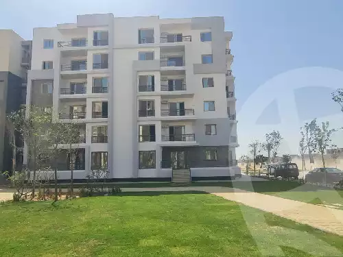 https://aqarmap.com.eg/en/listing/6113388-for-sale-cairo-el-sheikh-zayed-city-lshykh-zyd-ljdyd-west-view-residence-hdp