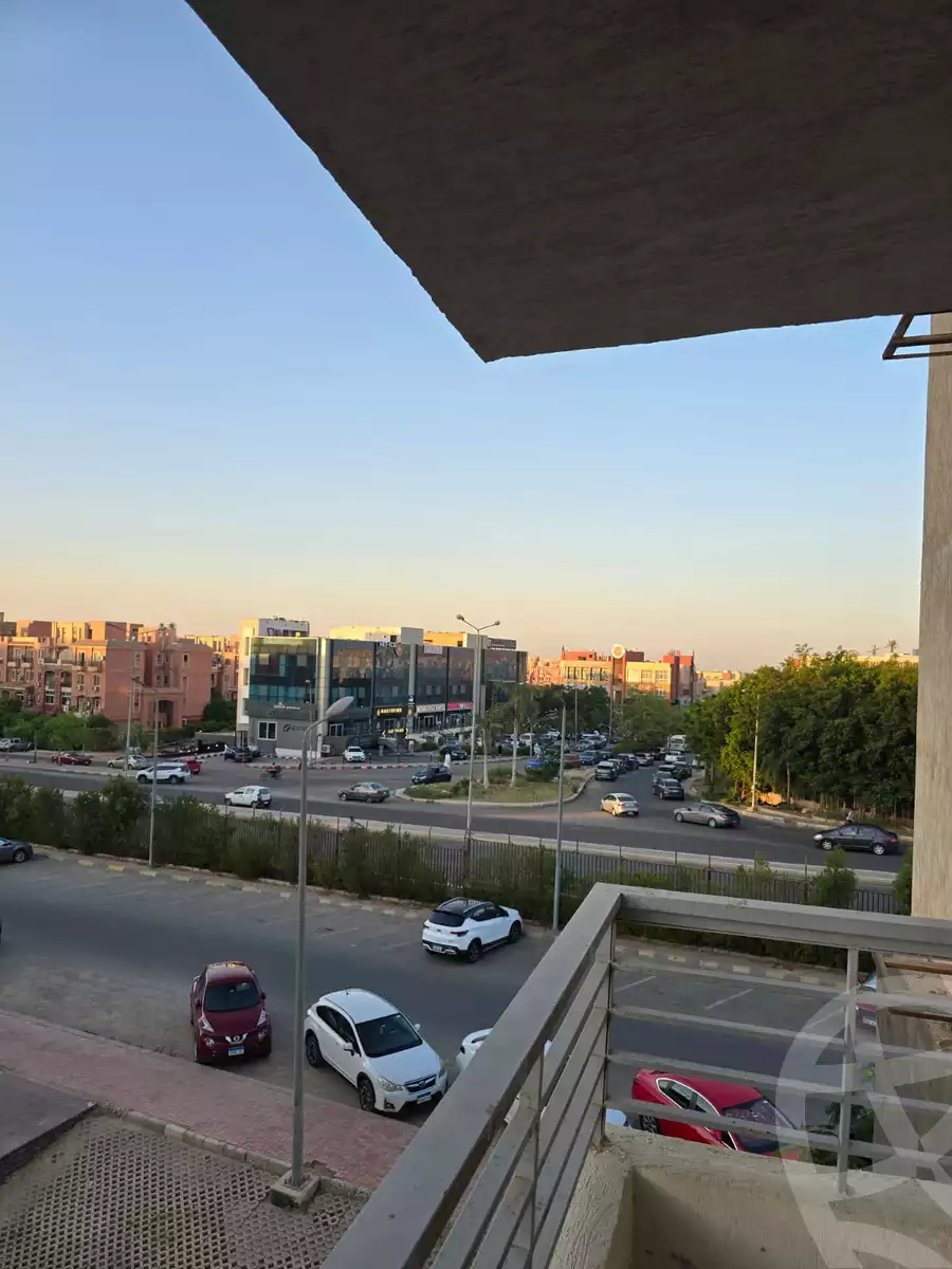 https://aqarmap.com.eg/en/listing/6114387-for-sale-cairo-el-sheikh-zayed-city-compounds-dr-msr