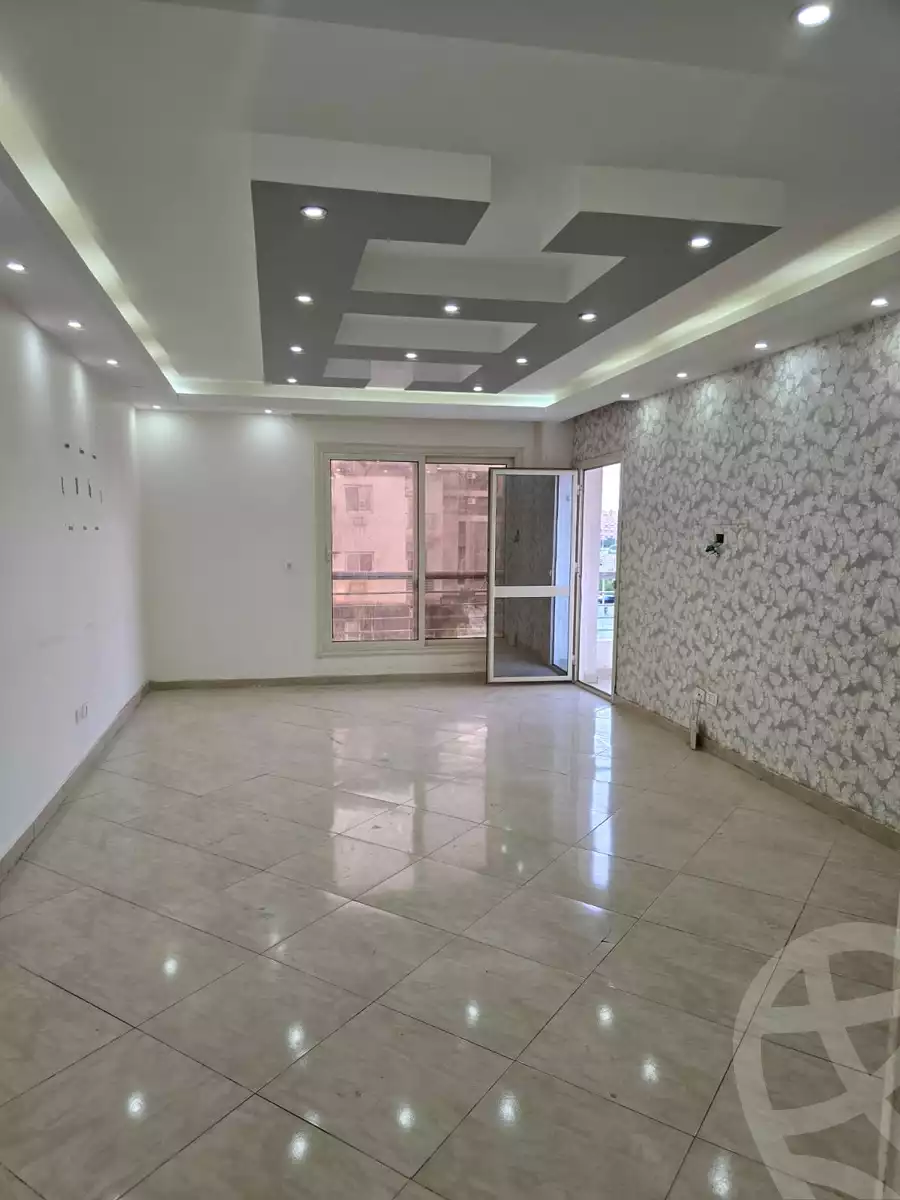 https://aqarmap.com.eg/en/listing/6114387-for-sale-cairo-el-sheikh-zayed-city-compounds-dr-msr