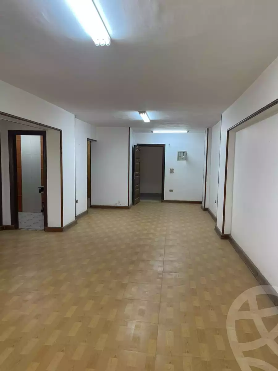 https://aqarmap.com.eg/en/listing/6114807-for-sale-cairo-6th-of-october-compounds-city-stars-mall