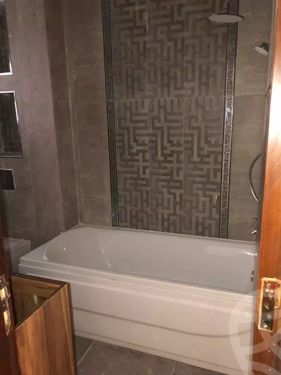 https://aqarmap.com.eg/ar/listing/6116048-for-rent-cairo-new-cairo-llwts-ljdyd