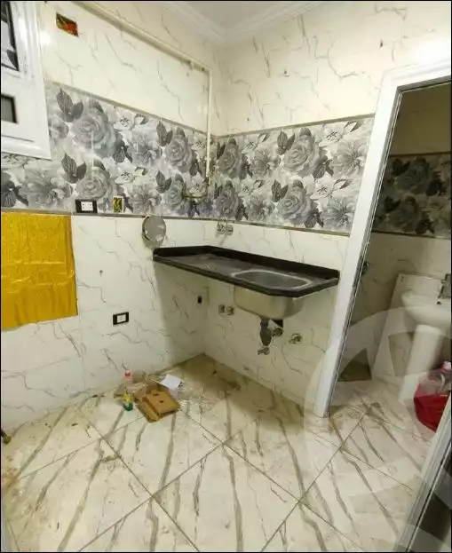 https://aqarmap.com.eg/en/listing/6116083-for-sale-qalyubia-shubra-el-khaima-om-bayoumi