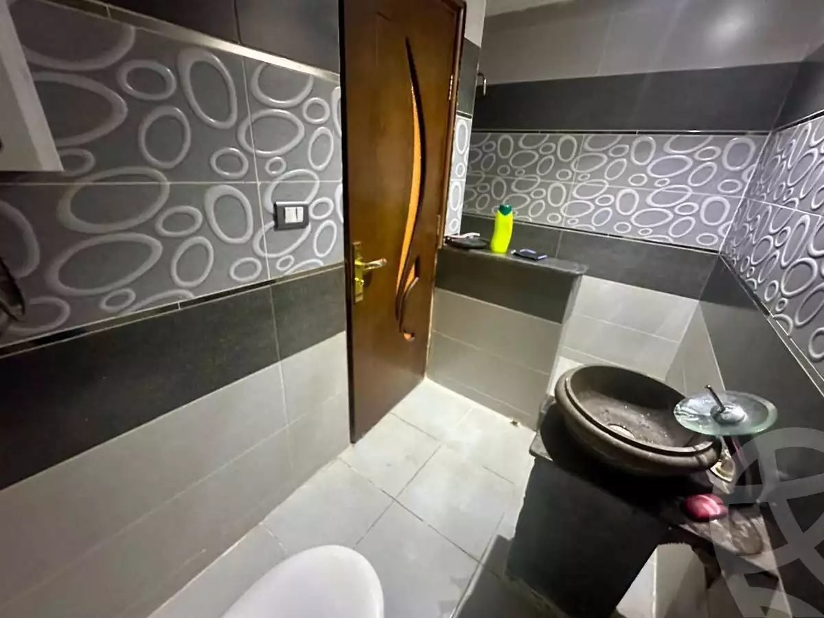 https://aqarmap.com.eg/en/listing/6116646-for-sale-cairo-mokattam-lhdb-l-ly-el-ashgar-st