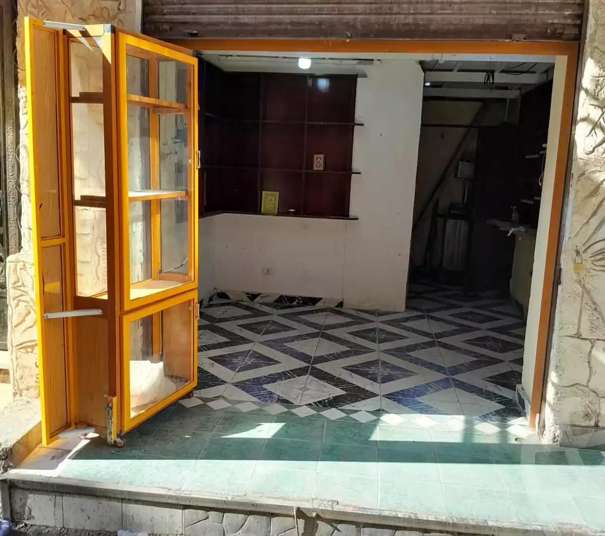 https://aqarmap.com.eg/en/listing/6117127-for-rent-alexandria-rs-ltyn