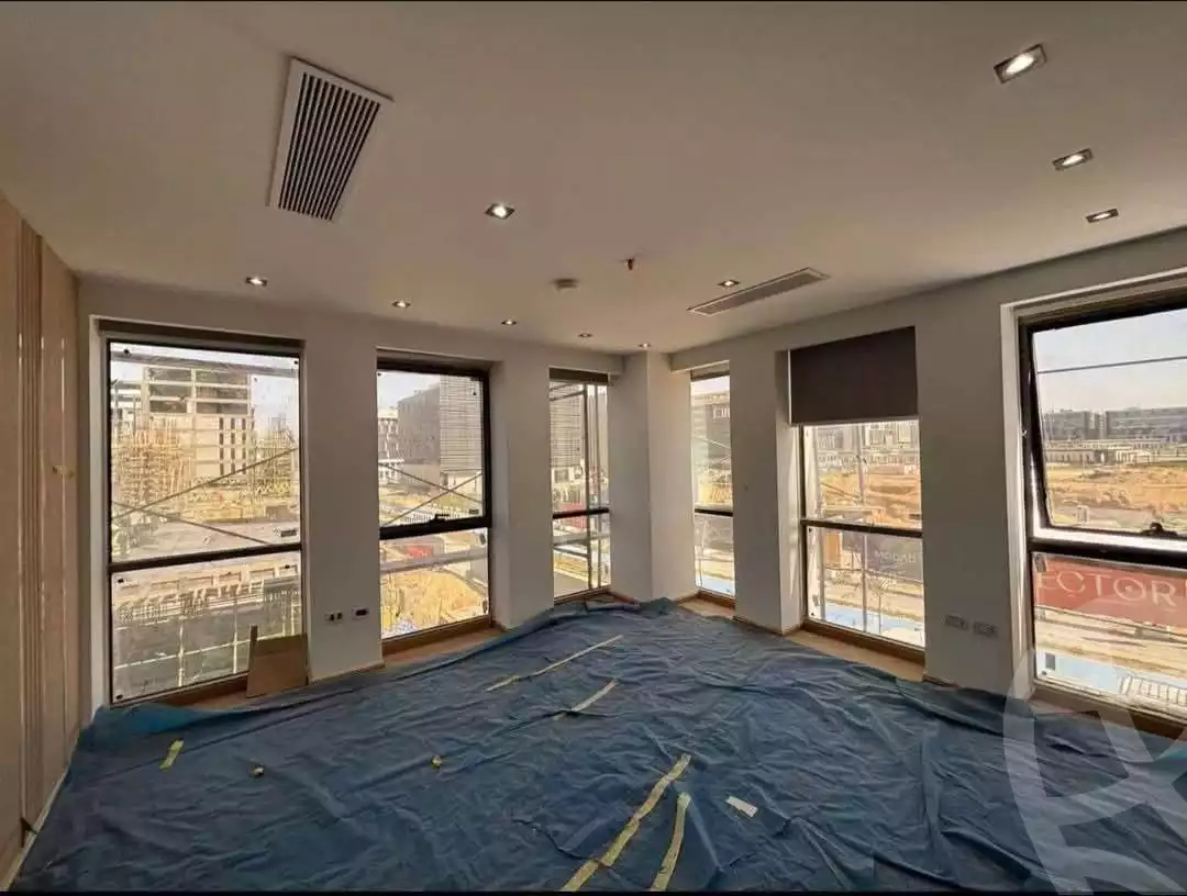 https://aqarmap.com.eg/en/listing/6118617-for-sale-cairo-new-administrative-capital-lhy-lmly-thry-skwyr-twr-dwmynr