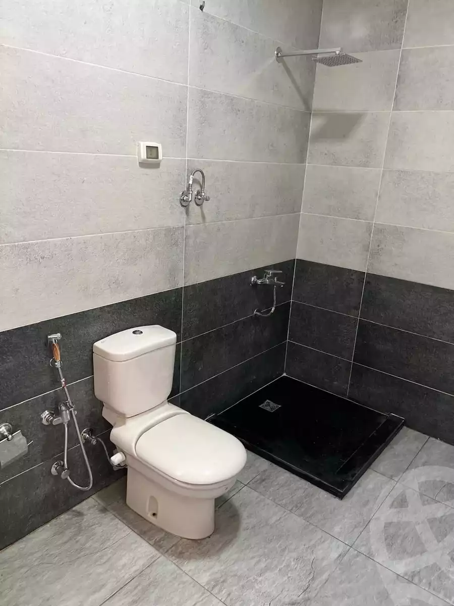 https://aqarmap.com.eg/en/listing/6119103-for-rent-cairo-new-cairo-lrhb-city