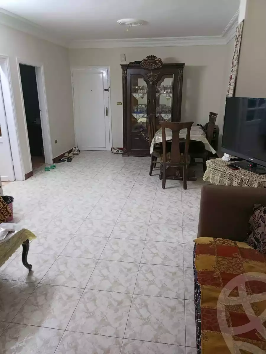 https://aqarmap.com.eg/ar/listing/6120458-for-sale-cairo-helwan-helwan-el-sharkeya-zaki-hawas-st