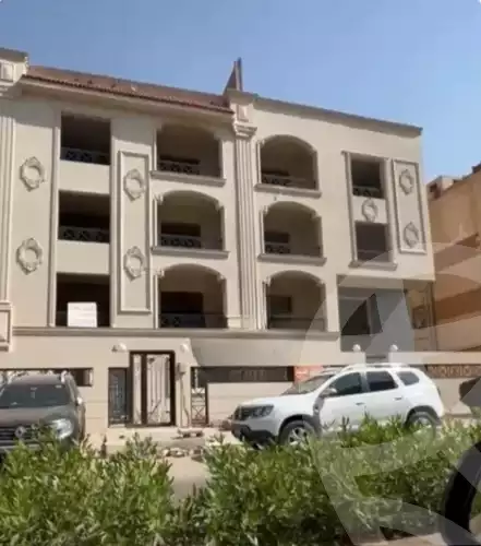 https://aqarmap.com.eg/ar/listing/6120841-for-sale-cairo-al-oubour-compounds-golf-city
