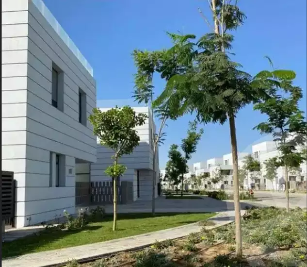 https://aqarmap.com.eg/en/listing/6120912-for-sale-cairo-el-shorouk-compounds-al-burouj-compound-imkan