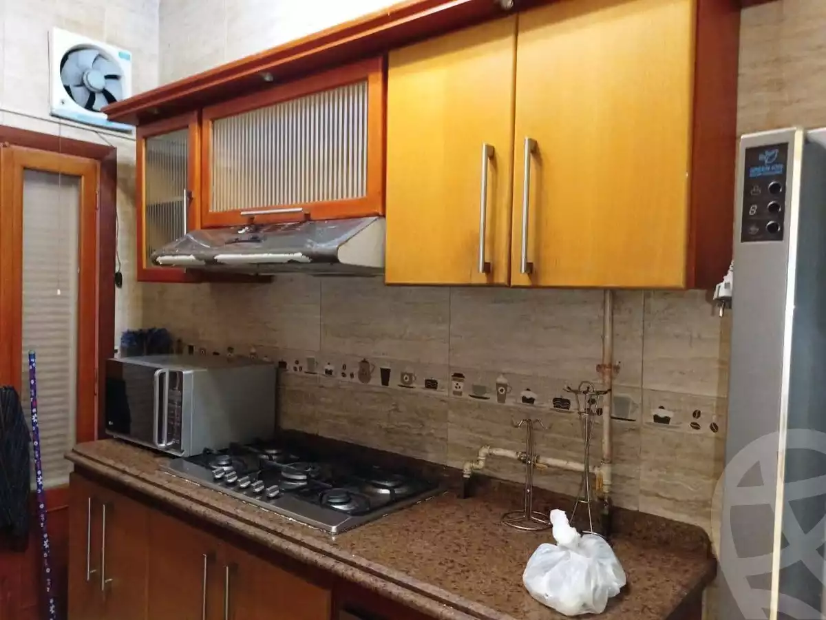 https://aqarmap.com.eg/en/listing/6121705-for-sale-alexandria-camp-cesar-port-said-street