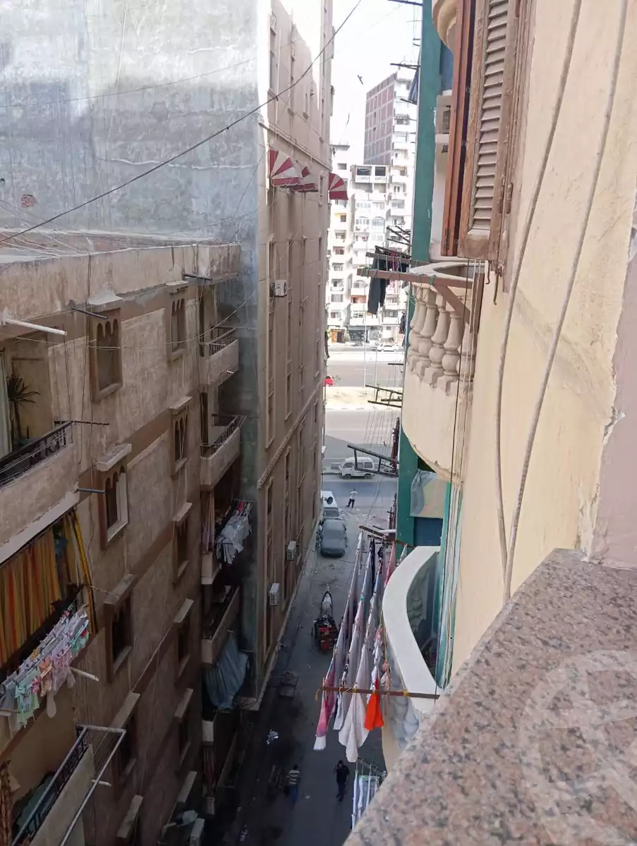 https://aqarmap.com.eg/en/listing/6120843-for-sale-alexandria-moharram-bey-haret-al-romani