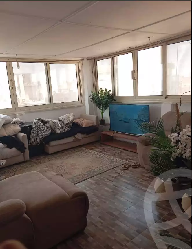 https://aqarmap.com.eg/en/listing/6122274-for-sale-cairo-helwan-hadayek-helwan-el-khashab-canal
