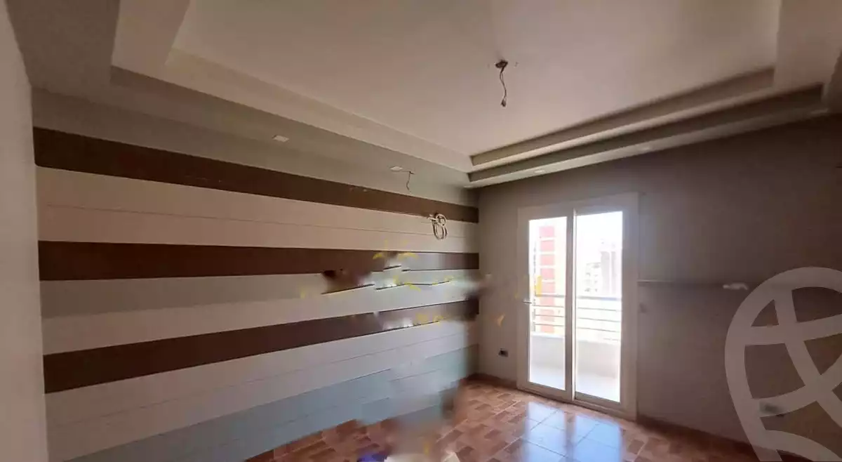 https://aqarmap.com.eg/ar/listing/6122692-for-sale-alexandria-camp-cesar-omar-lotfy-st